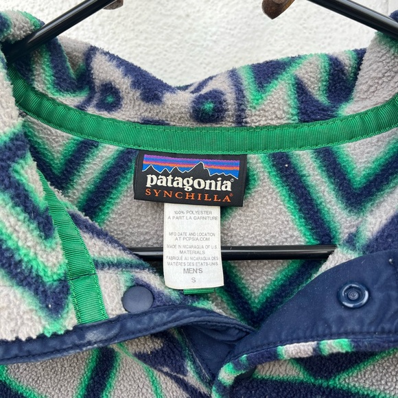Rare Men’s Patagonia Synchilla Aztec Pullover Jacket (Small) - Picture 4 of 4